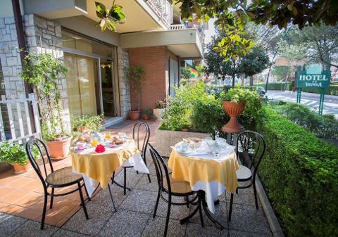 Foto HOTEL  VIGNOLA di ASSISI