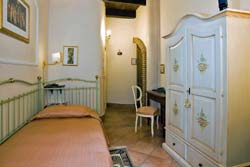 Foto AFFITTACAMERE MONDO ANTICO ROOM AND BREAKFAST di CESENA