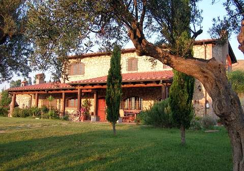 Fotos CASA VACANZE CASALE FARNESIANA COUNTRY HOUSE von TARQUINIA