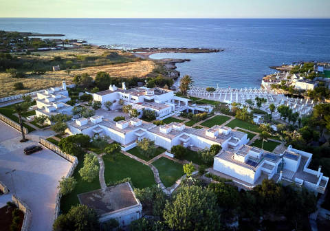 Photo HOTEL GROTTA PALAZZESE BEACH  a POLIGNANO A MARE