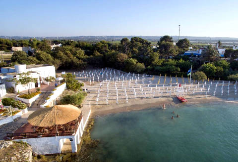 Foto HOTEL GROTTA PALAZZESE BEACH  di POLIGNANO A MARE