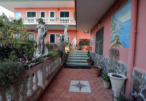 Foto HOTEL  SOTTOVENTO di SANT'EGIDIO DEL MONTE ALBINO