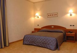 Photo HOTEL ROMA DOMUS  a PONZANO ROMANO