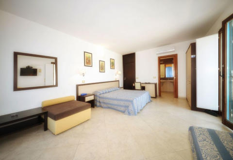 Picture of HOTEL RESIDENCE HOTEL RIVIERA RESIDENCE of RODI GARGANICO