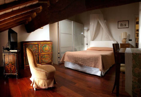 Photo B&B  A CASA DI PAOLA SUITE - BED AND BREAKFAST a RAVENNA