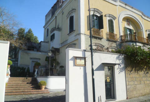 Foto B&B VILLA SAN GENNARIELLO di PORTICI