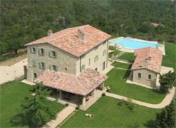 Photo COUNTRYHOUSE LA PALAZZETTA DEL VESCOVO a FRATTA TODINA