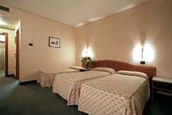 Foto HOTEL  HOLIDAY di MESTRE