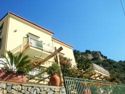 Foto AFFITTACAMERE B&B LOCANDA DEGLI AGRUMI di CONCA DEI MARINI