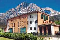 Foto RESIDENCE LA PISCINA di ISOLA DEL GRAN SASSO D'ITALIA