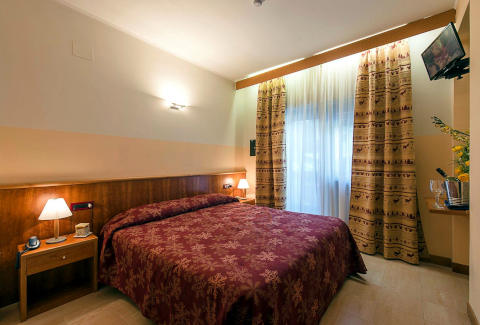 Foto HOTEL CIPRIANI PARK  di RIVISONDOLI