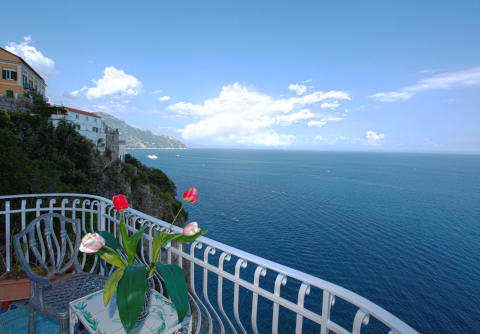 Foto HOTEL  LA NINFA di AMALFI