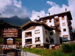 Photo HOTEL PENSIONE GENZIANELLA a ALAGNA VALSESIA