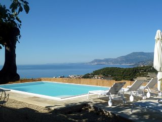 Photo B&B LA FINESTRA SUL MARE a BORDIGHERA