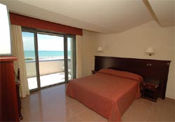 Photo HOTEL   BRISTOL a VASTO MARINA