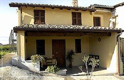 Picture of AGRITURISMO COUNTRY HOUSE CHIARALUCE of MASSIGNANO