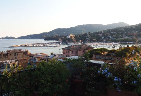 Fotos B&B LA TERRAZZA SUL TIGULLIO von RAPALLO