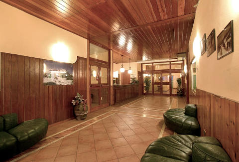 Foto HOTEL CLUB  KRISTIANIA di SAN MASSIMO