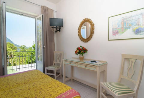 Foto HOTEL  VILLA  FIORENTINA di CASAMICCIOLA TERME