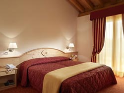 Photo HOTEL  CANOVA a CAVASO DEL TOMBA