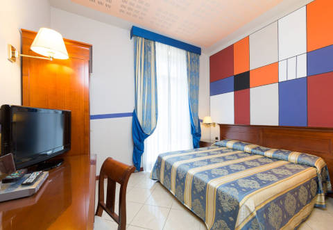 Photo HOTEL  LONDRA a ALESSANDRIA