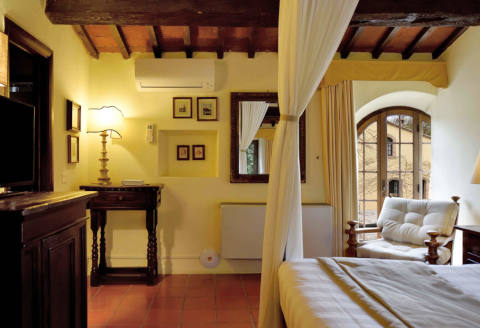 Foto HOTEL BORGO SAN LUIGI di MONTERIGGIONI