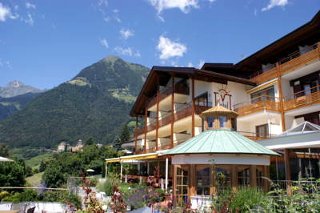 Picture of HOTEL MARINI'S GIARDINO  of TIROLO