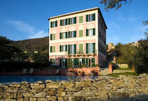 Foto HOTEL VILLA ROSMARINO MAISON DE CHARME di CAMOGLI