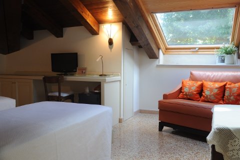 Picture of B&B ROOM & BREAKFAST AL MELOGRANO of BOLOGNA