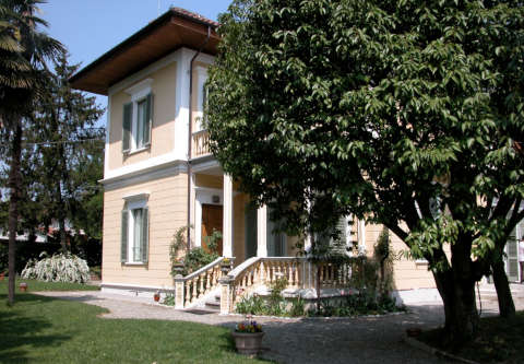 Foto RESIDENCE VILLA D'AZEGLIO di ALBIANO D'IVREA