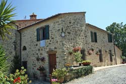 Foto AGRITURISMO DOMUS ETRUSCA di SAN CASCIANO DEI BAGNI