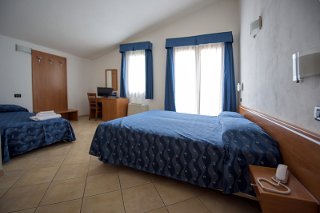 Photo HOTEL RESIDENCE RESORT ISOLA ROSSA a BOSA