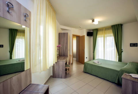 Picture of HOTEL PARK  E RESIDENCE VILLA ROSA of VILLA ROSA DI MARTINSICURO