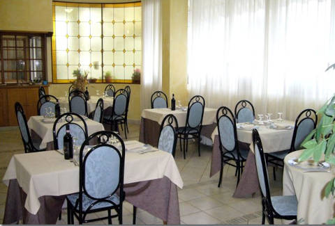 Foto HOTEL  RISTORANTE MASSIMINO di ANGUILLARA SABAZIA