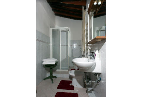 Foto AFFITTACAMERE GUEST HOUSE SANT'AMBROGIO di FIRENZE