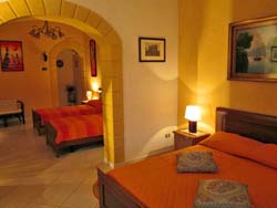 Foto B&B BED AND BREAKFAST OLEASTER di BOLOGNETTA