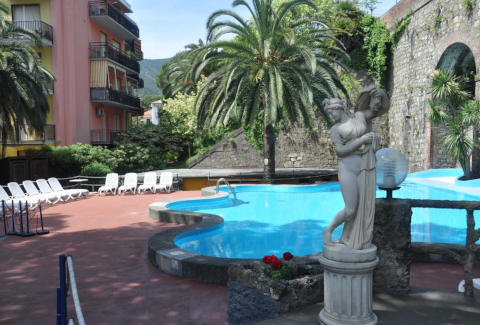 Photo HOTEL RESIDENCE  MONEGLIA a MONEGLIA