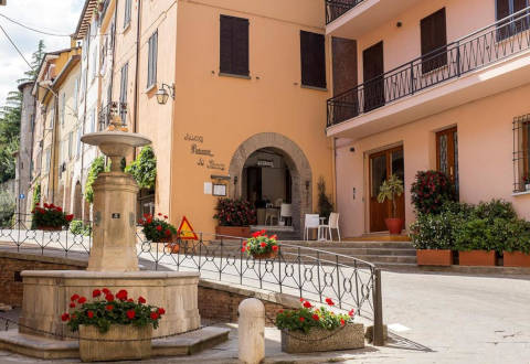 Foto HOTEL ALBERGO LA ROCCA di BRISIGHELLA