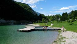 Foto HOTEL GARNI LAGO NEMBIA di SAN LORENZO IN BANALE