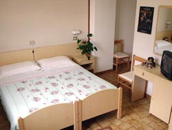 Foto HOTEL PENSIONE ANDREA di CHIANCIANO TERME
