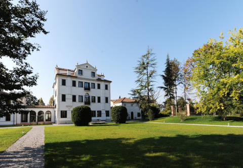 Photo HOTEL VILLA CONTARINI NENZI  & SPA a CASIER