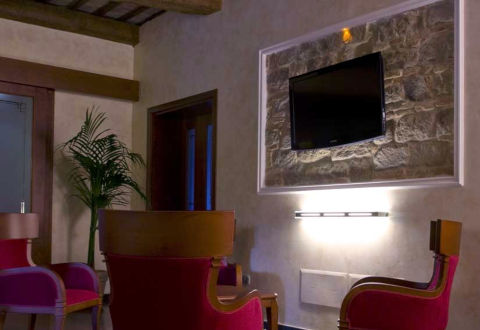 Photo HOTEL RELAIS VILLA FORNARI a CAMERINO