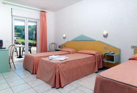 Photo HOTEL LU'  PORTO PINO a SANT'ANNA ARRESI