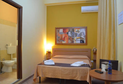 Foto B&B  MESSINA ROOMS di MESSINA