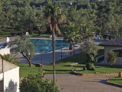 Foto HOTEL  RISTORANTE FEUDO DEGLI ULIVI di BORGIA