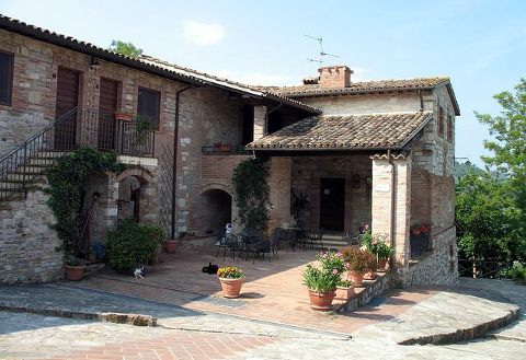 Foto AGRITURISMO  CASALE DELLE LUCREZIE di TODI