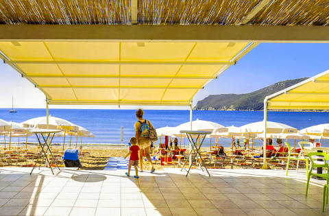 Uappala Hotel Lacona - foto 14 (Spiaggia)