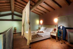 Photo HOTEL  RESIDENCE TOSCANA VERDE a LATERINA