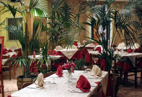 Foto HOTEL  RISTORANTE LA ROSETTA di SCAURI