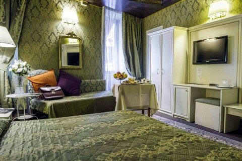 Fotos B&B CANOVA TADOLINI LUXURY ROOMS AND SUITES von ROMA